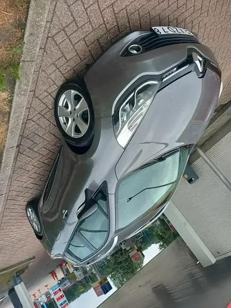 Utilizat 2014 Renault Clio GrandTour Break | 5.100 EUR (Preț OK) - Imagine 1/4