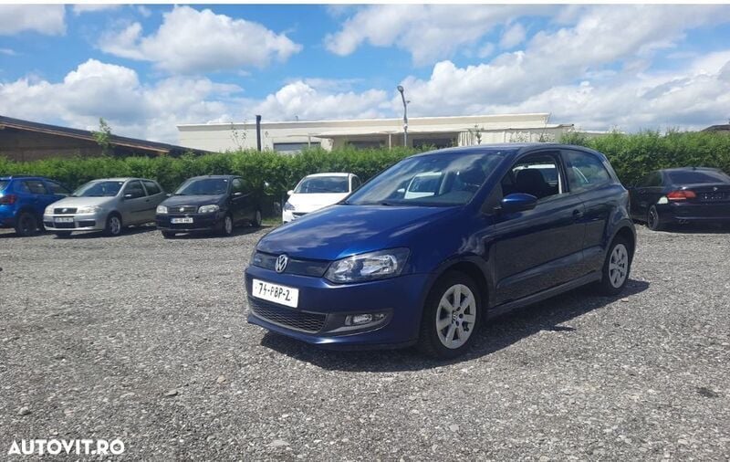 Albastru Utilizat 2011 VW Polo Highline Hatchback | 2.900 EUR (Super Preț) - Imagine 1/4