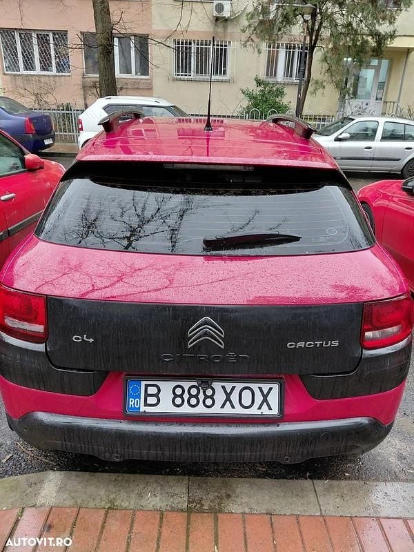 Second-hand Citroën C4 Feel 99 CP (72 kW) 2016 Culoarerosu SUV