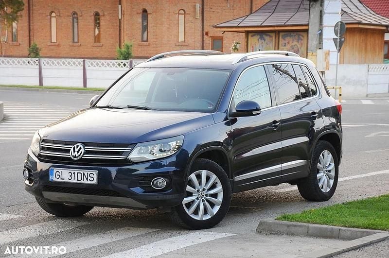 Culoarealbastru Utilizat 2012 VW Tiguan Sportline SUV | 8.600 EUR (Preț bun) - Imagine 1/4