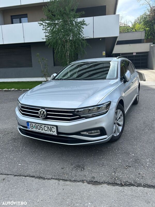 Gri Utilizat 2020 VW Passat Berlinǎ | 14.450 EUR (Super Preț) - Imagine 1/4