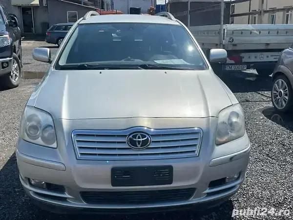 Argintiu Utilizat 2005 Toyota Avensis Break | 1.300 EUR (Super Preț) - Imagine 1/4