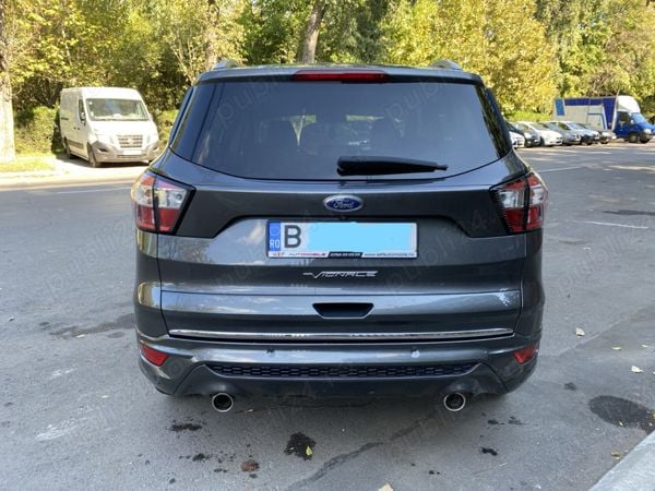 Second-hand Ford Kuga Vignale 180 CP (132 kW) 2018 Gri SUV