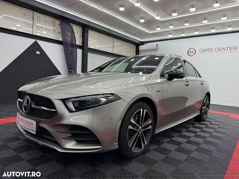 Second-hand Mercedes A250 AMG line 218 CP (160 kW) 2020 Culoarebej Berlinǎ