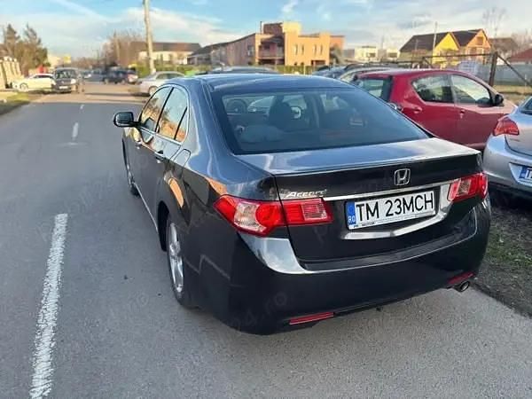 Second-hand Honda Accord 156 CP (114 kW) 2012 Berlinǎ