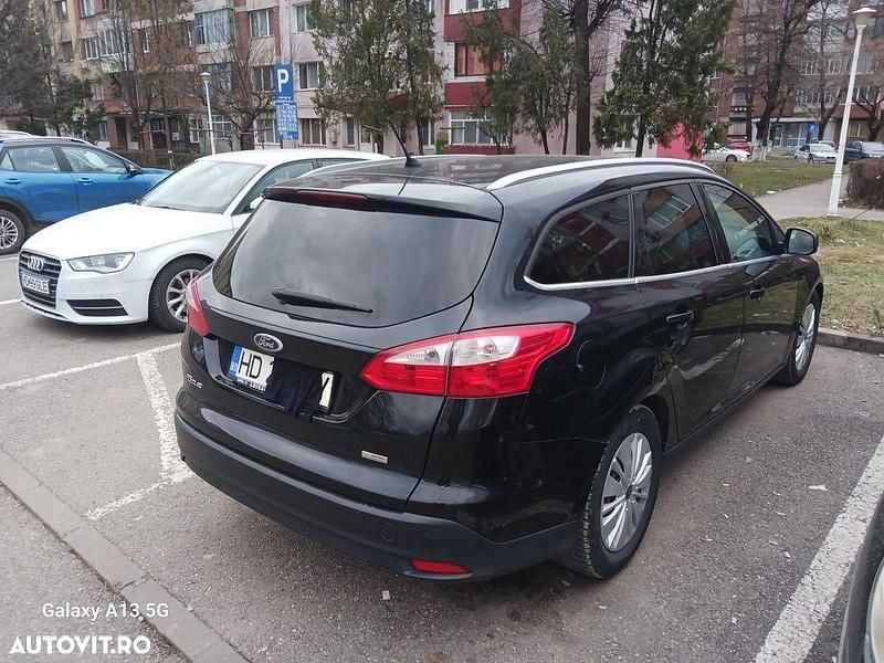 Second-hand Ford Focus Titanium 115 CP (84 kW) 2013 Culoarenegru Break