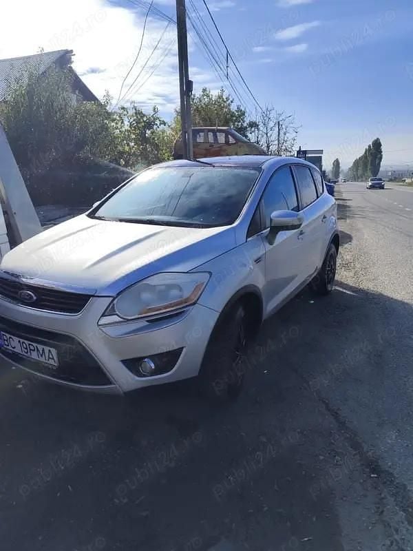 Utilizat 2009 Ford Kuga SUV | 4.200 EUR (Super Preț) - Imagine 1/4