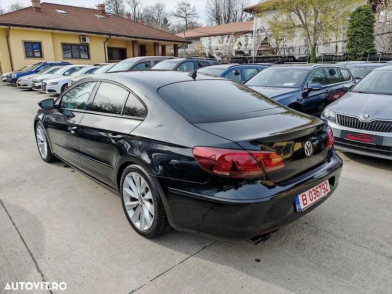 Second-hand VW Passat 160 CP (117 kW) 2012 Culoarenegru Berlinǎ
