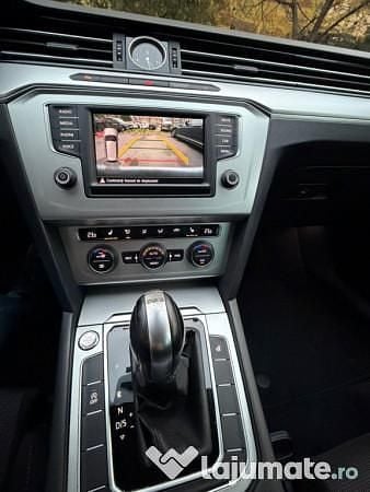 Second-hand VW Passat Comfortline 150 CP (110 kW) 2017 Argintiu Break
