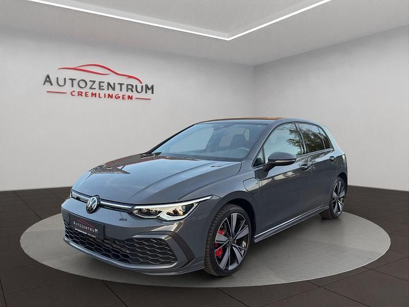 Utilizat 2021 VW Golf VIII GTE | 25.211 EUR (Puțin scump) - Imagine 1/1