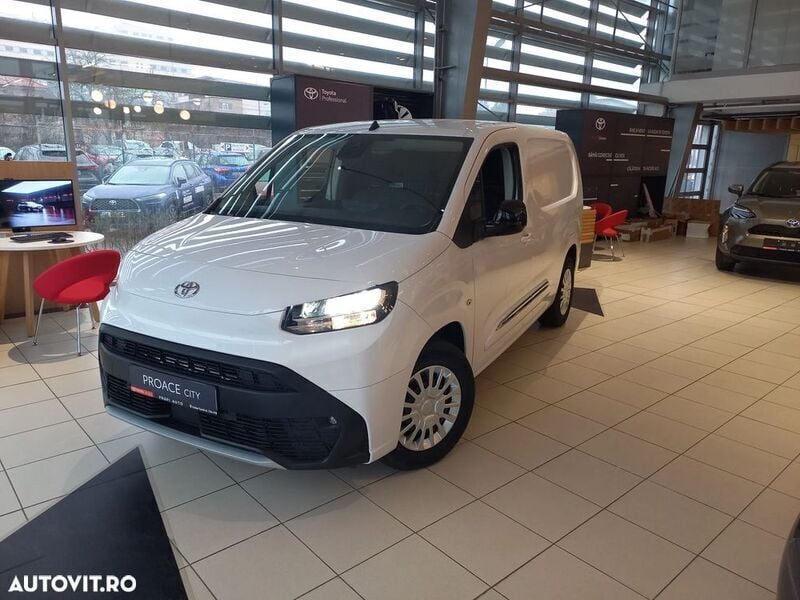 Alb Nouă 2024 Toyota Proace Van | 42.604 EUR - Imagine 1/4