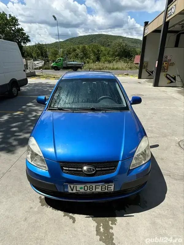 Second-hand Kia Rio 100 CP (73 kW) 2005 Hatchback