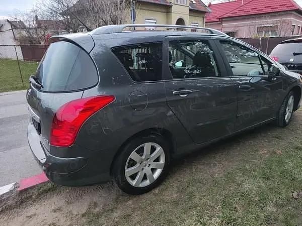 Second-hand Peugeot 308 SW 120 CP (88 kW) 2010 Verde Break