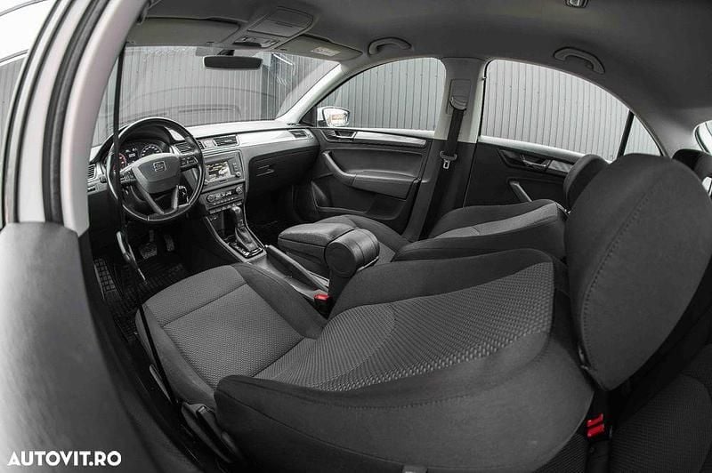 Second-hand Seat Toledo Style 125 CP (91 kW) 2018 Culoarealb Hatchback