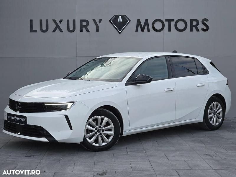 Culoarealb Utilizat 2023 Opel Astra Edition | 16.299 EUR - Imagine 1/4