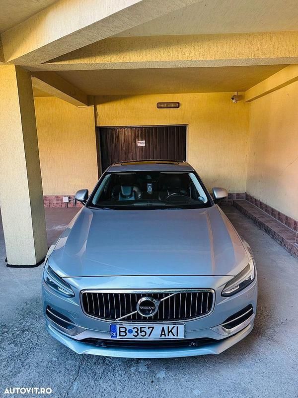 Culoareargint Utilizat 2017 Volvo S90 Inscription Berlinǎ | 18.500 EUR (Preț OK) - Imagine 1/4