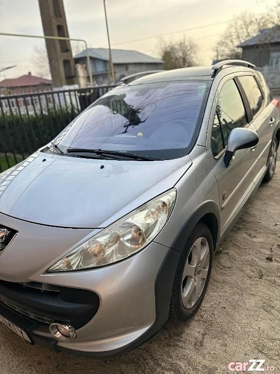 Utilizat 2009 Peugeot 207 Break | 2.700 EUR - Imagine 1/4
