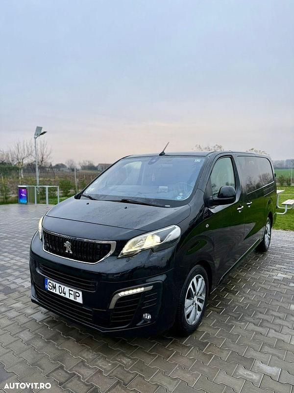 Second-hand Peugeot Expert Comfort plus 177 CP (130 kW) 2018 Culoarenegru Van