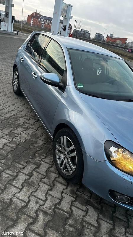 Culoarealbastru Utilizat 2009 VW Golf VI Coupe | 6.550 EUR - Imagine 1/4