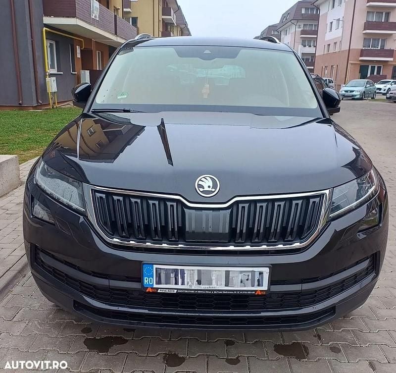 Culoarenegru Utilizat 2017 Skoda Kodiaq Style SUV | 19.250 EUR (Preț OK) - Imagine 1/4
