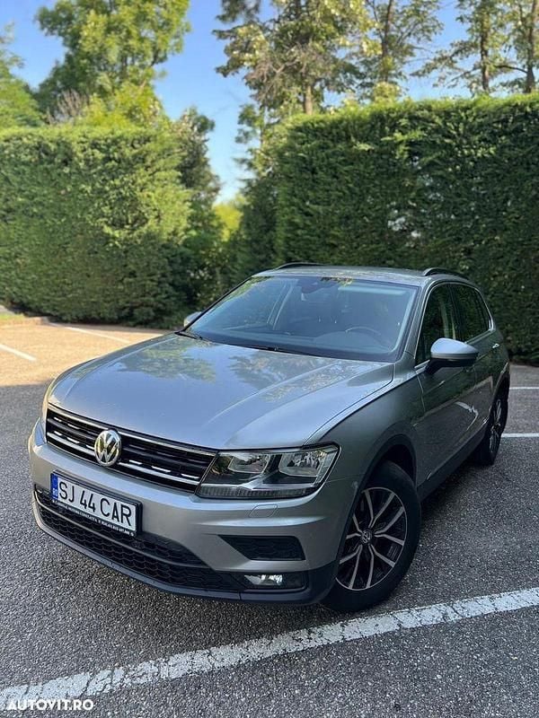 Culoaregri Utilizat 2020 VW Tiguan SUV | 20.850 EUR (Preț OK) - Imagine 1/4