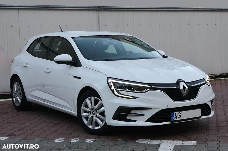 Culoarealb Utilizat 2022 Renault Mégane IV Business Hatchback | 11.250 EUR (Preț OK) - Imagine 1/4