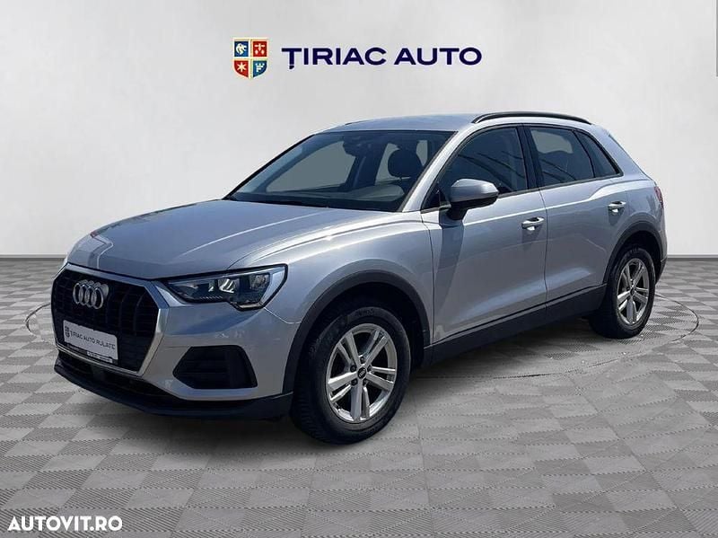 Gri Utilizat 2021 Audi Q3 SUV | 22.360 EUR (Preț bun) - Imagine 1/4