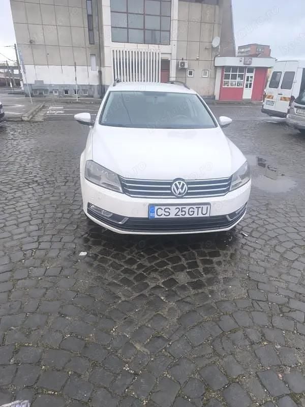 Utilizat 2013 VW Passat Break | 5.000 EUR (Preț bun) - Imagine 1/4