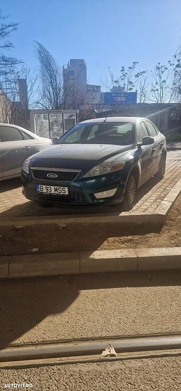 Culoareverde Utilizat 2007 Ford Mondeo Ghia Berlinǎ | 2.700 EUR (Puțin scump) - Imagine 1/4