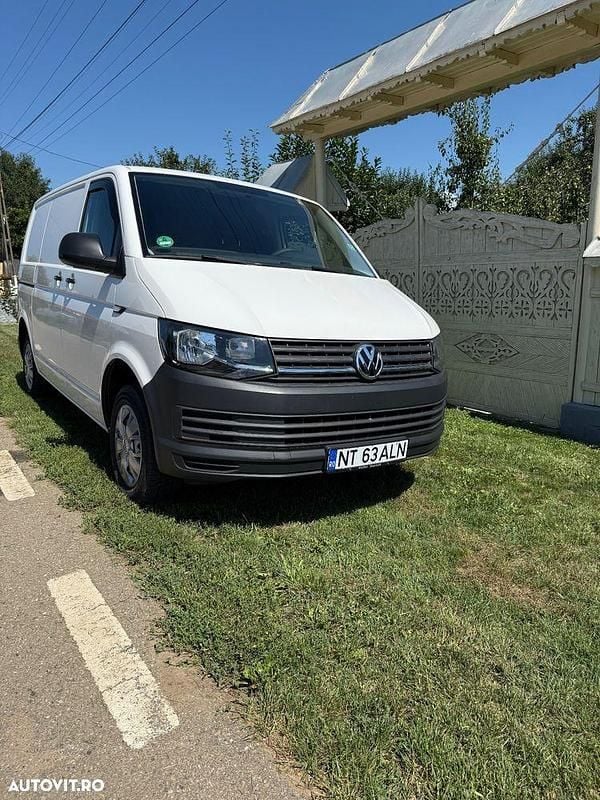 Culoarealb Second-hand 2017 VW Transporter Van | 16.800 EUR (Preț OK) - Imagine 1/4