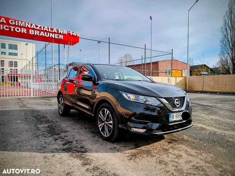 Second-hand Nissan Qashqai Acenta 149 CP (109 kW) 2019 Culoarenegru SUV