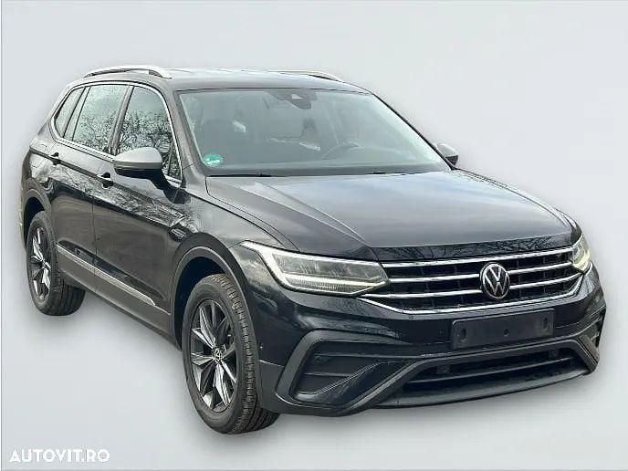 Culoarenegru Utilizat 2022 VW Tiguan Allspace Life SUV | 20.990 EUR (Preț OK) - Imagine 1/4