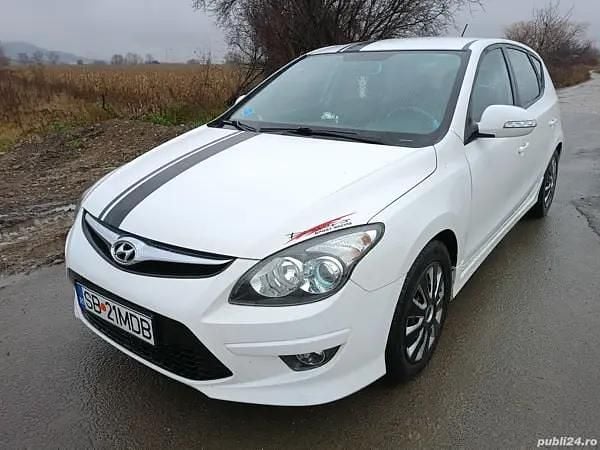 Utilizat 2011 Hyundai i30 Hatchback | 3.800 EUR (Puțin scump) - Imagine 1/4