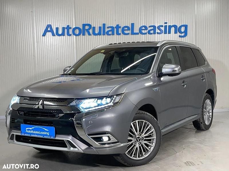 Culoaregri Utilizat 2020 Mitsubishi Outlander P-HEV Top SUV | 22.290 EUR - Imagine 1/4