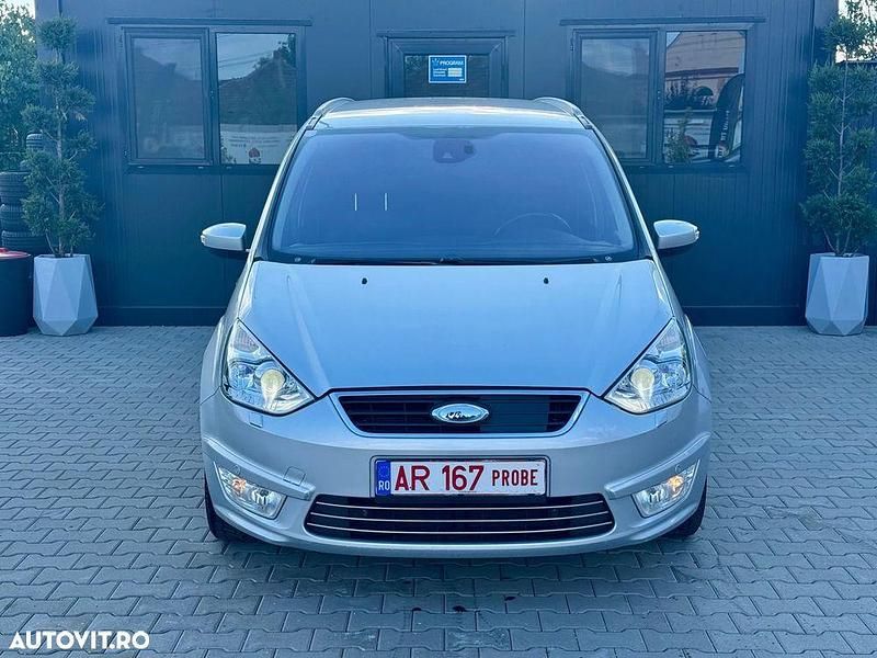 Second-hand Ford Galaxy Titanium 163 CP (119 kW) 2013 Culoareargint Monovolum