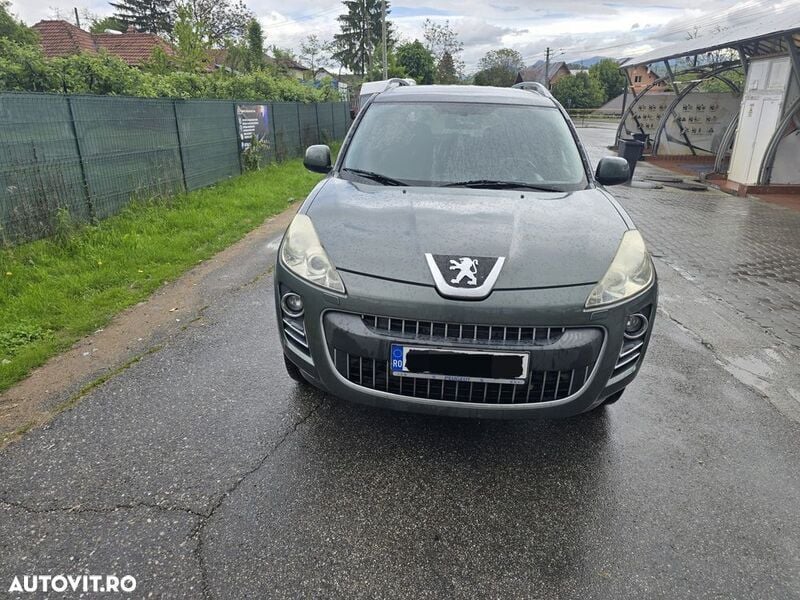 Verde Utilizat 2008 Peugeot 4007 SUV | 2.500 EUR - Imagine 1/4