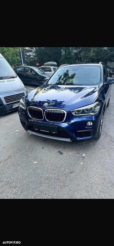 Albastru Utilizat 2016 BMW X1 SUV | 16.500 EUR (Preț OK) - Imagine 1/4