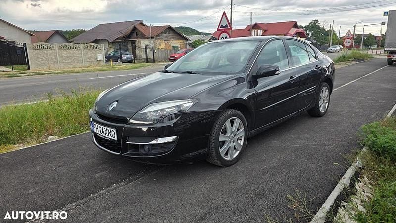 Culoarenegru Utilizat 2011 Renault Laguna III Dynamique Berlinǎ | 4.990 EUR (Preț OK) - Imagine 1/4