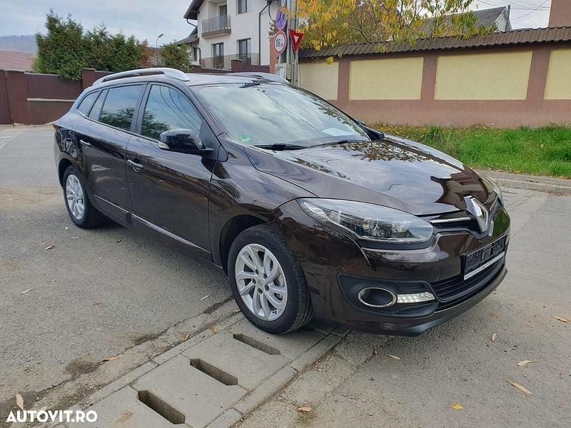 Culoaremaro Utilizat 2016 Renault Mégane III Berlinǎ | 5.890 EUR (Preț bun) - Imagine 1/4