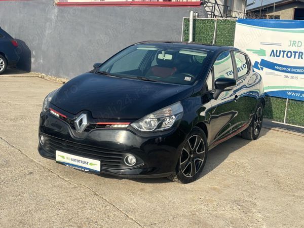 Negru Utilizat 2012 Renault Clio IV Expression Hatchback | 5.500 EUR (Puțin scump) - Imagine 1/4