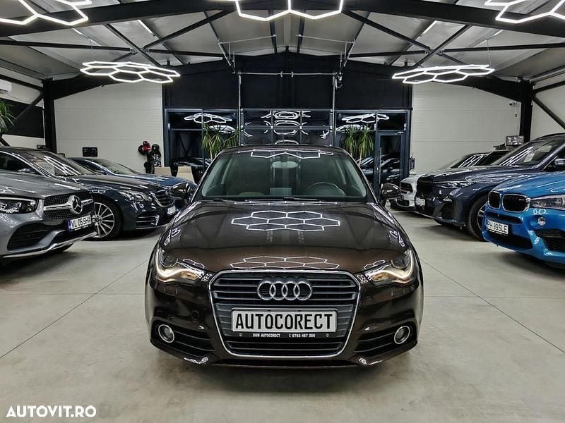 Culoaremaro Utilizat 2011 Audi A1 Attraction Hatchback | 8.300 EUR (Puțin scump) - Imagine 1/4