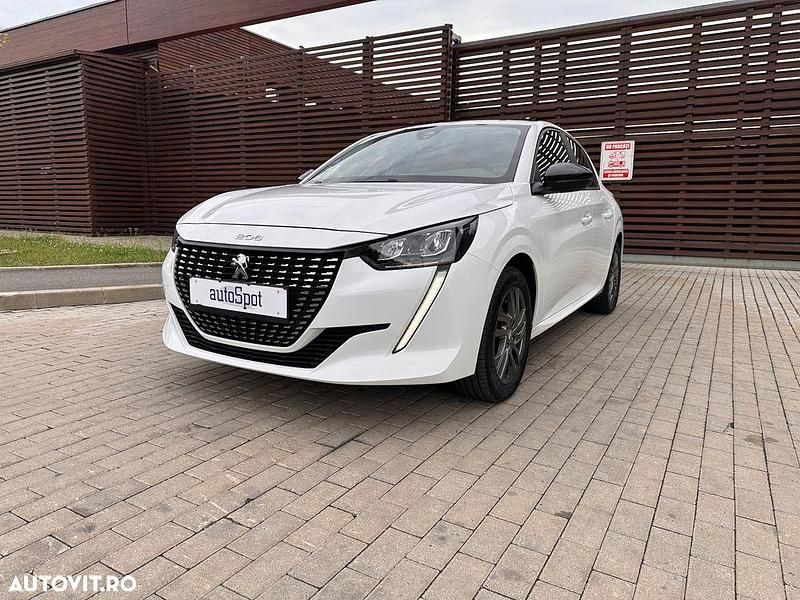Culoarealb Second-hand 2022 Peugeot 208 Active Hatchback | 11.990 EUR (Preț OK) - Imagine 1/4