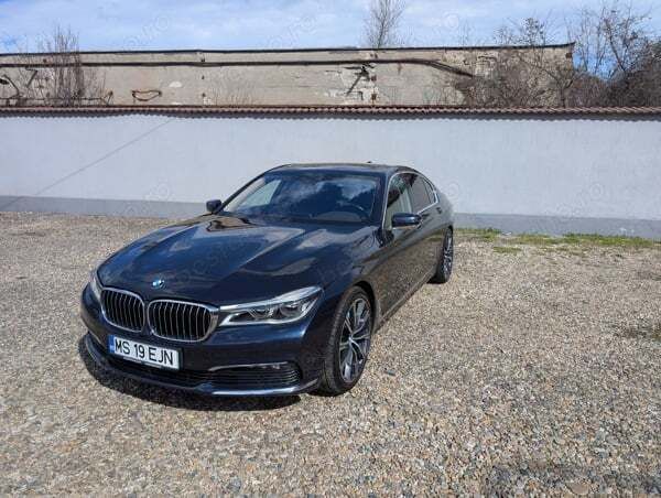 Albastru Utilizat 2018 BMW 740L Comfort Edition Berlinǎ | 32.000 EUR - Imagine 1/4
