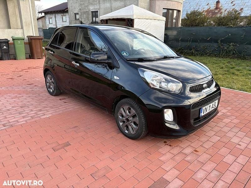 Second-hand Kia Picanto 66 CP (48 kW) 2016 Culoarenegru Hatchback