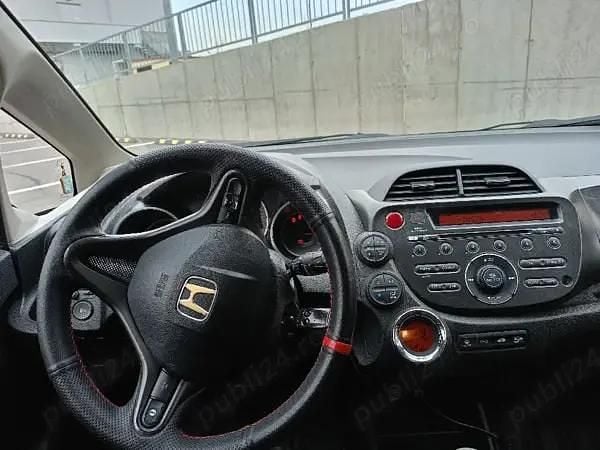 Second-hand Honda Jazz 99 CP (72 kW) 2012 Hatchback