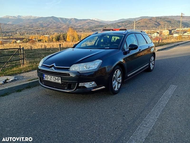 Culoarenegru Utilizat 2011 Citroën C5 Exclusive Break | 4.300 EUR (Puțin scump) - Imagine 1/4
