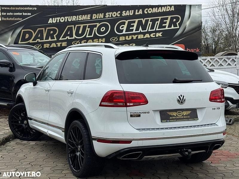 Second-hand VW Touareg Edition 262 CP (192 kW) 2017 Culoarealb SUV