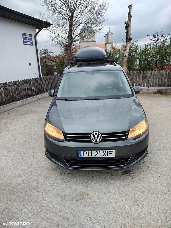 Gri Utilizat 2012 VW Sharan Comfortline Monovolum | 8.600 EUR (Preț OK) - Imagine 1/4