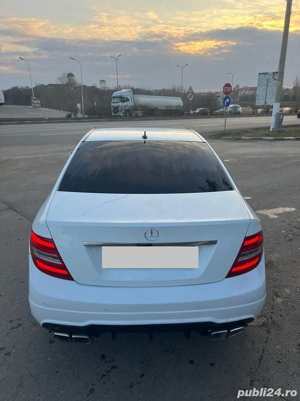 Utilizat 2013 Mercedes A220 Berlinǎ | 11.000 EUR - Imagine 1/4