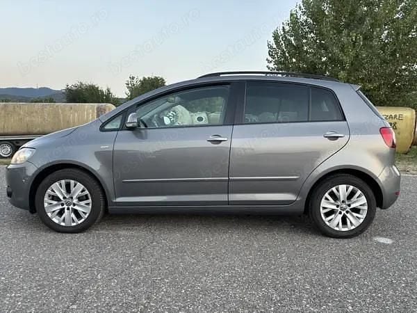 Second-hand VW Golf VI 122 CP (89 kW) 2013 Bej Hatchback